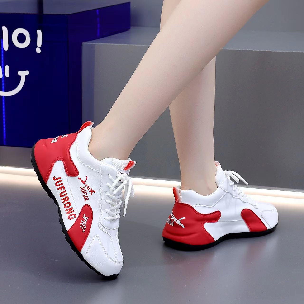 👟👟👟Stylowe, oddychające, damskie trampki na platformie w blokach kolorów