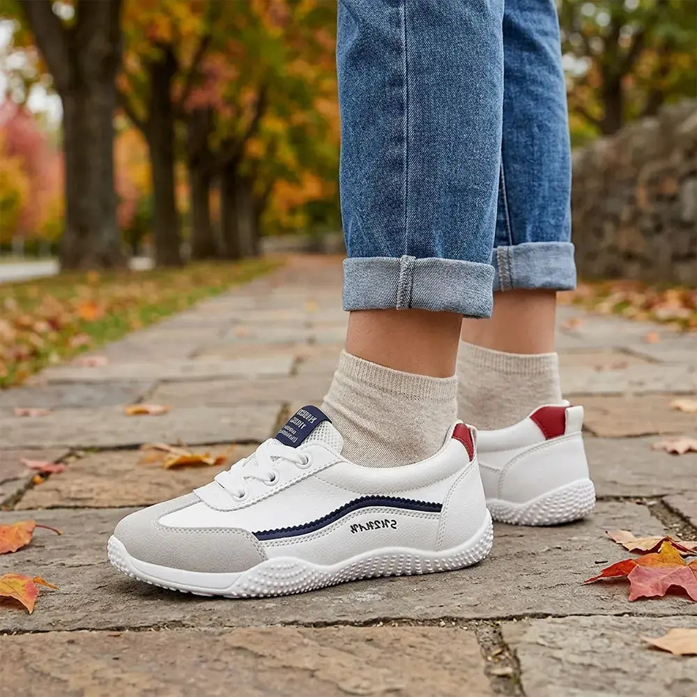 【35-40】👟Ženski športni copati z okroglim prstom v nemškem slogu – lahki, zračni, ravni, za vsak dan – klasičen bel dizajn