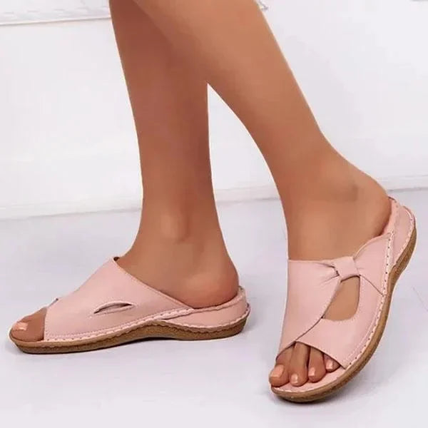 ✨👡【Μεγέθη 35-43】2026 Νέο στυλ, κομψές και άνετες γυναικείες παντόφλες από γνήσιο δέρμα, κατάλληλες για εσωτερική και εξωτερική χρήση