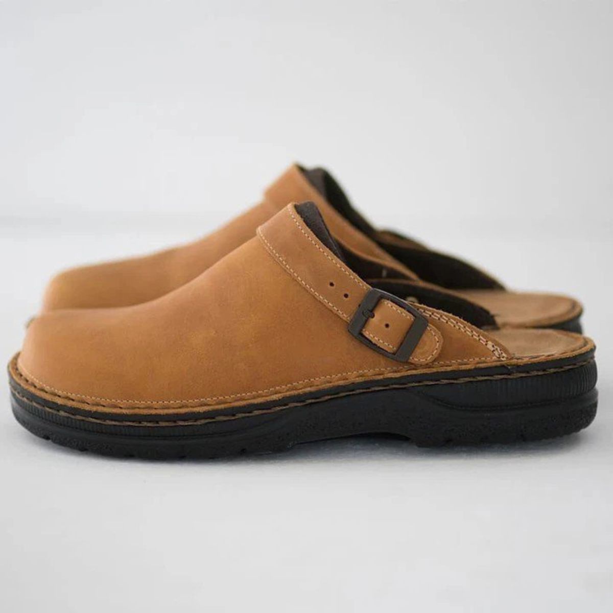 【38-48】Ανδρικές Casual Δερμάτινες Παντόφλες με Στρογγυλή Μύτη και Διαπνέον Σχέδιο ✅