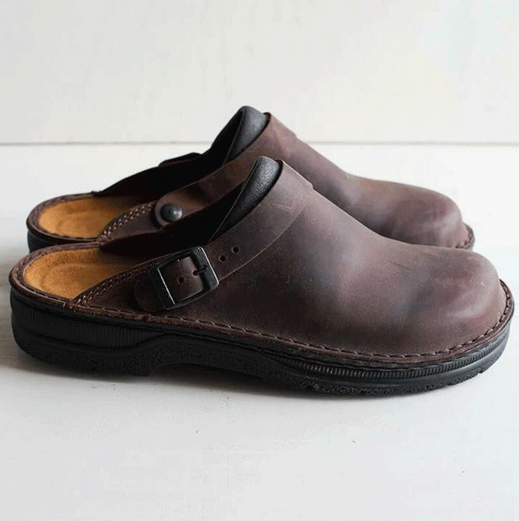 😎 【38-48】Férfi bőr papucs, lekerekített orrú kialakítással, légáteresztő és kényelmes.🚩Utánvétes fizetés