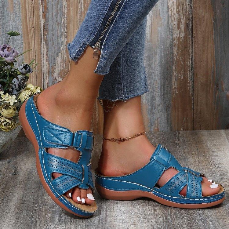 👡【Velikosti 35-43】Ženski sandali z debelo peto in poševno peto