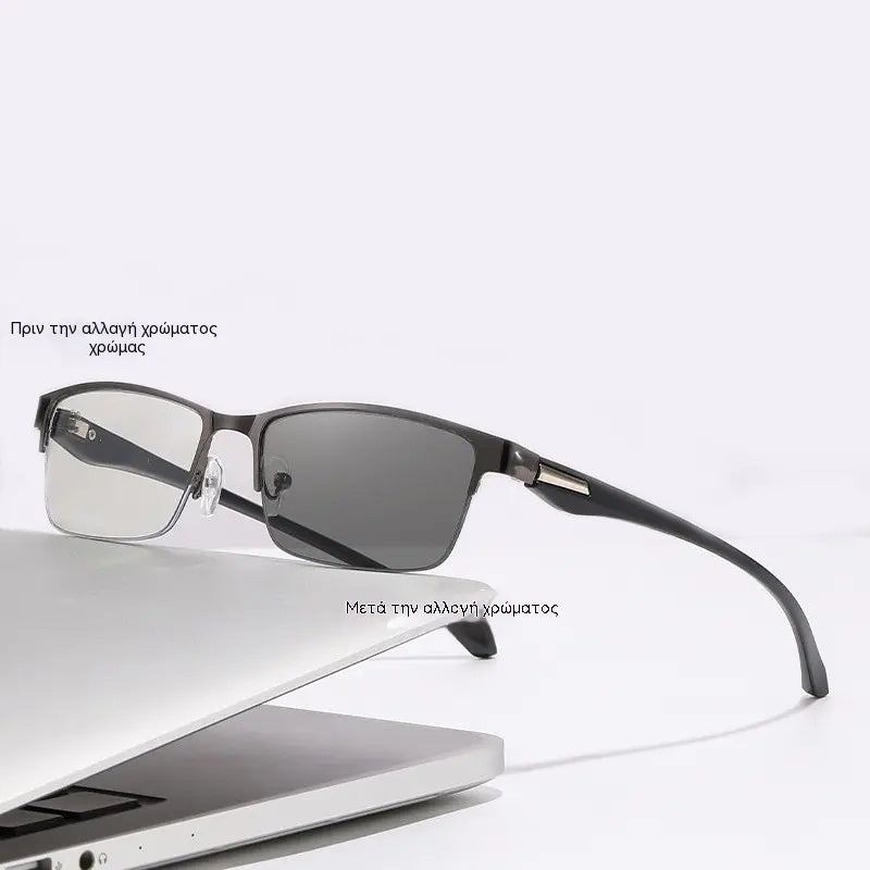 👓Egy új, keret nélküli olvasószemüveg, amelyet kifejezetten középkorú és idős emberek számára terveztek, zoom, multifókusz és fotokromatikus funkciókkal, valamint kék fény blokkolására is alkalmas.